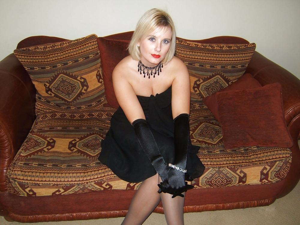 25P Amateur red lips