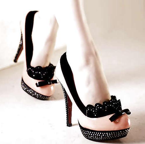 19P Sexy Feet in Sexy Shoes (1)