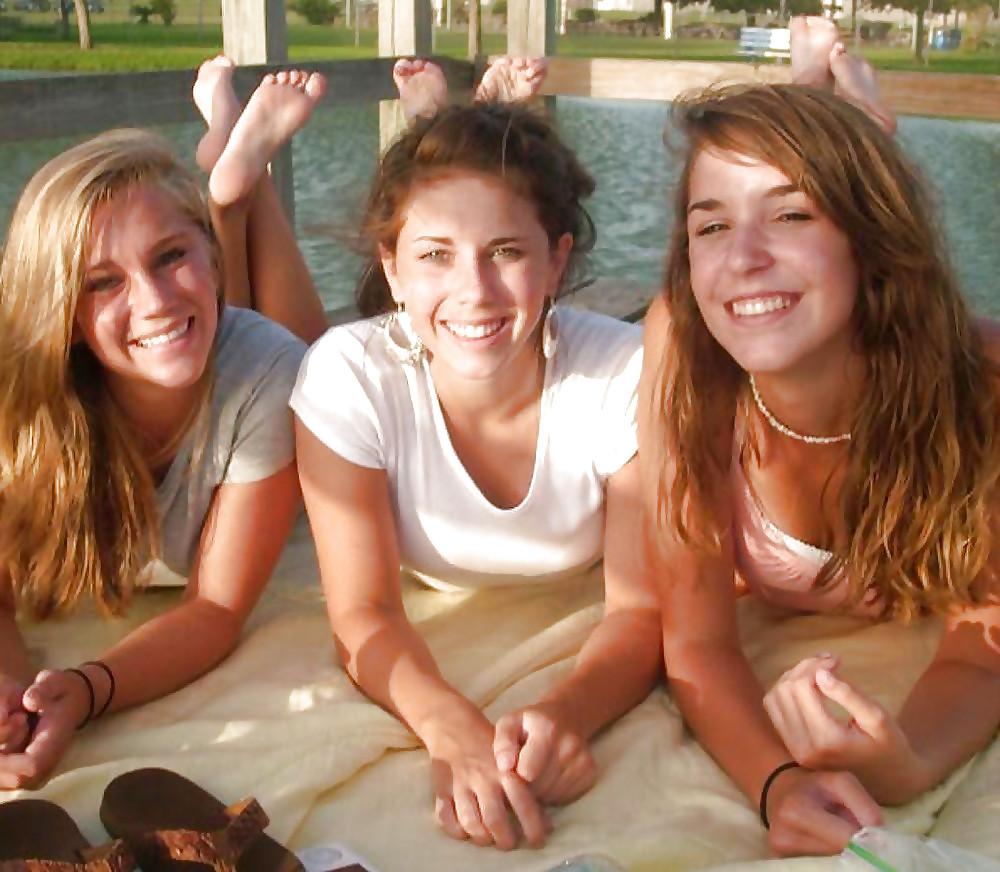 23P The cutest teens and their feet