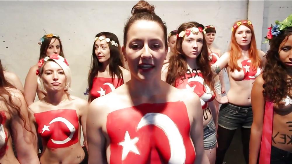 25P Turkish girls+flag ,Turk bayragimiz ve ciplak kizlar
