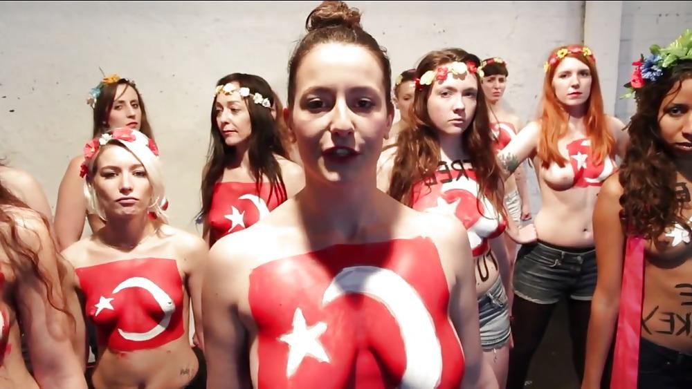 25P Turkish girls+flag ,Turk bayragimiz ve ciplak kizlar