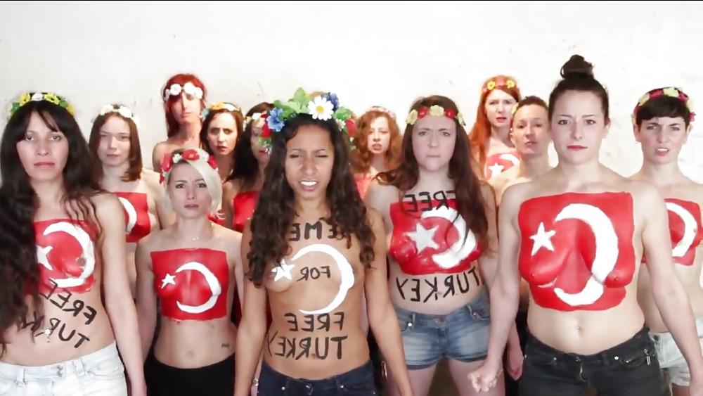 25P Turkish girls+flag ,Turk bayragimiz ve ciplak kizlar