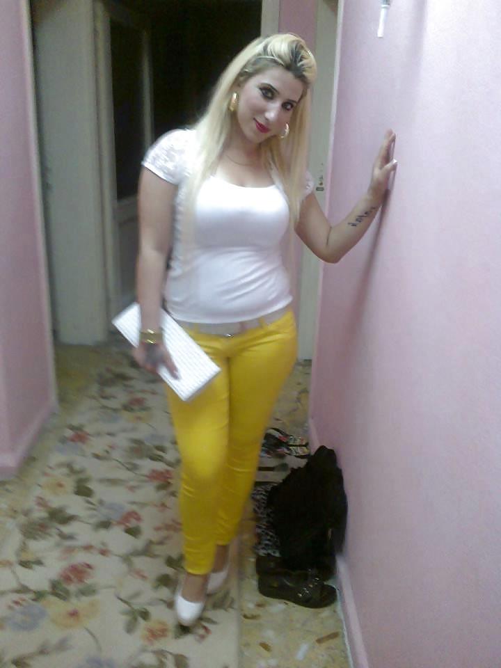 7P Busty Turkish Girl