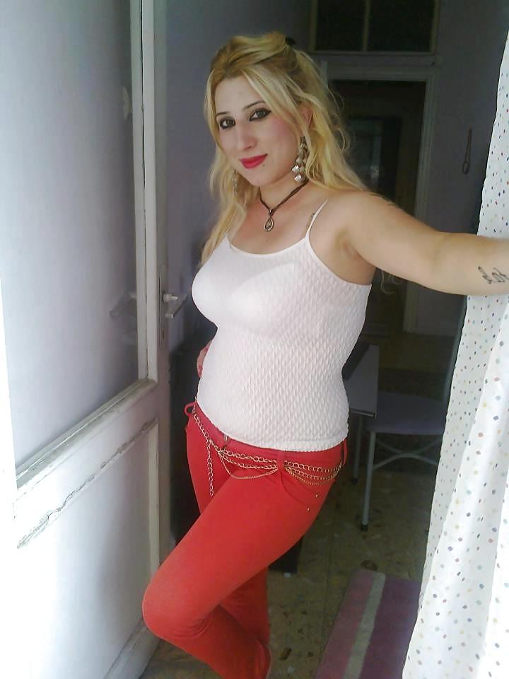 7P Busty Turkish Girl
