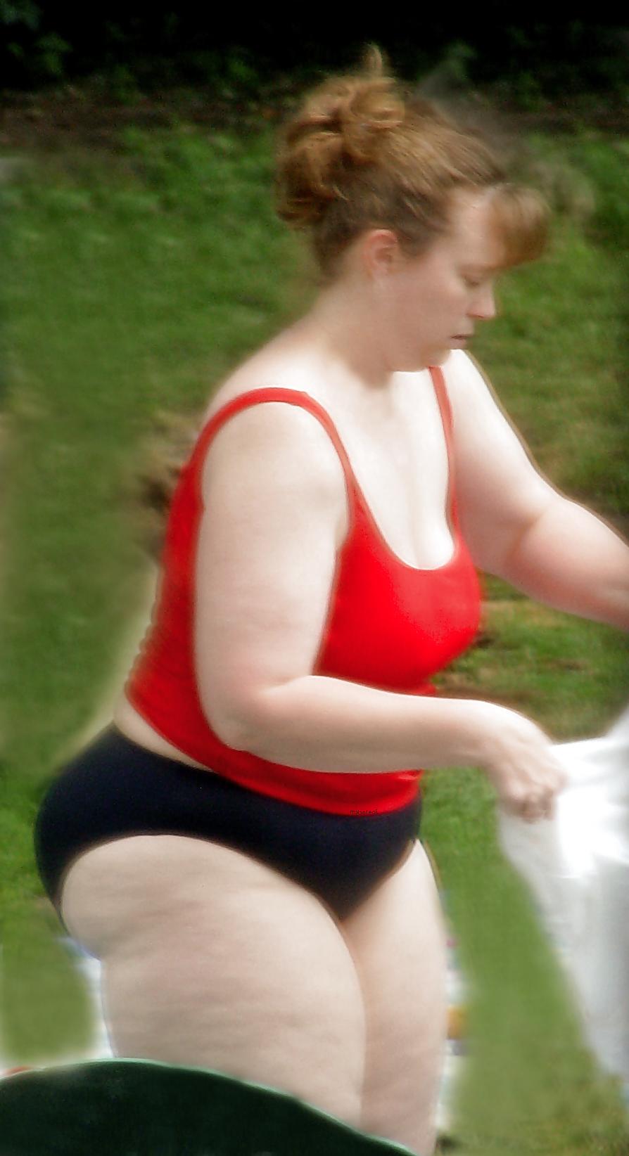 25P Voyeur and Infra-red Shots of Some Women Who I'm Around