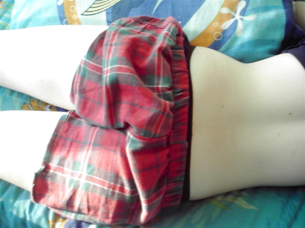 12P Bonnie shows off in her underwear
