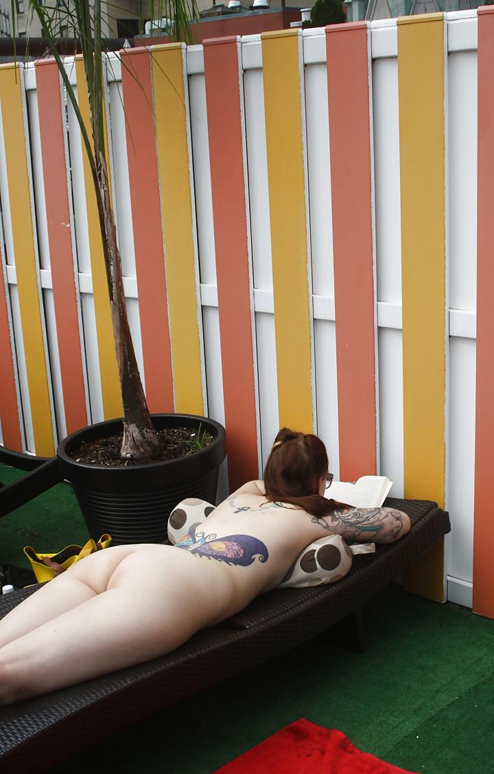 25P Gorgeous Nudes - Tattooed Coeds