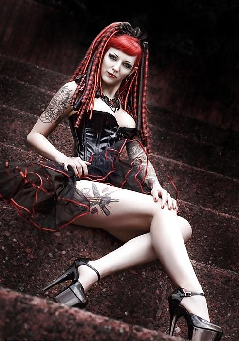 25P Gothic VII