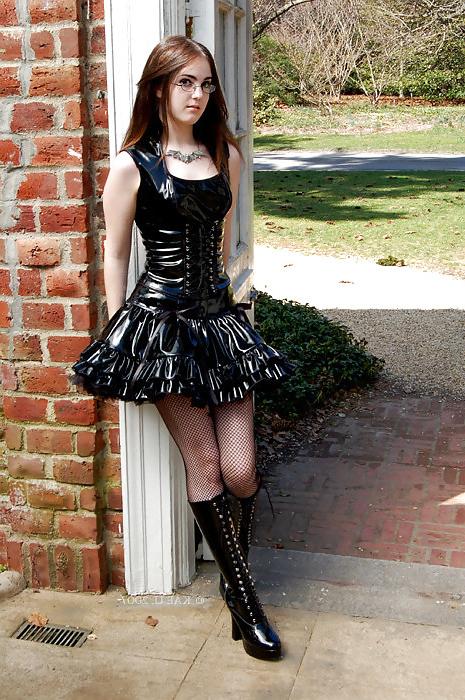 25P Gothic VII