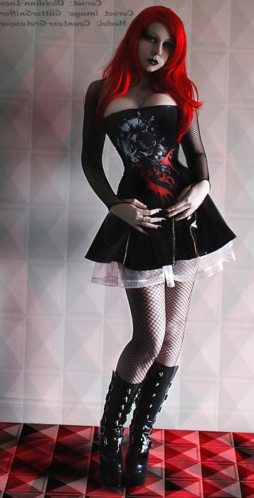25P Gothic VII