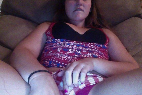 4P Girl again with the ugly body 