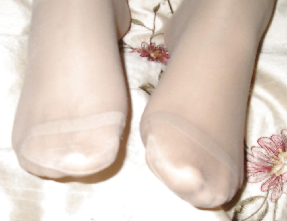 20P More natural tights and natural lace top stockings
