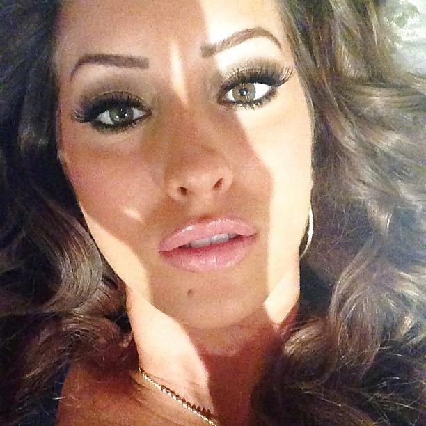 25P Sexy British UK mixed race slag