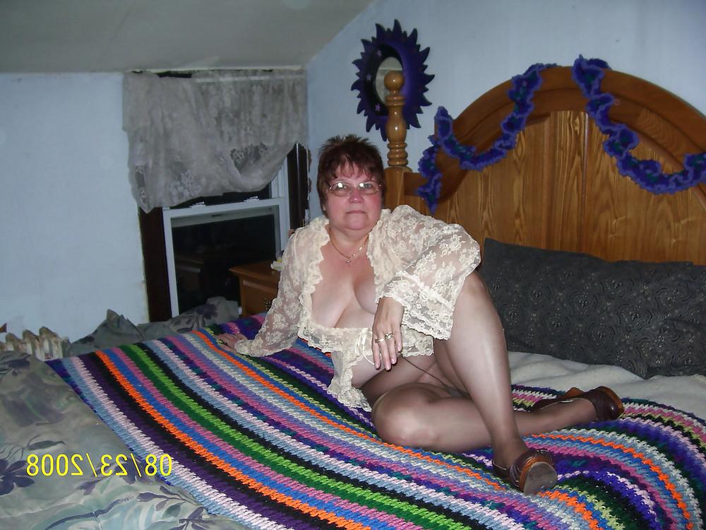 25P Grannies BBW Matures #28