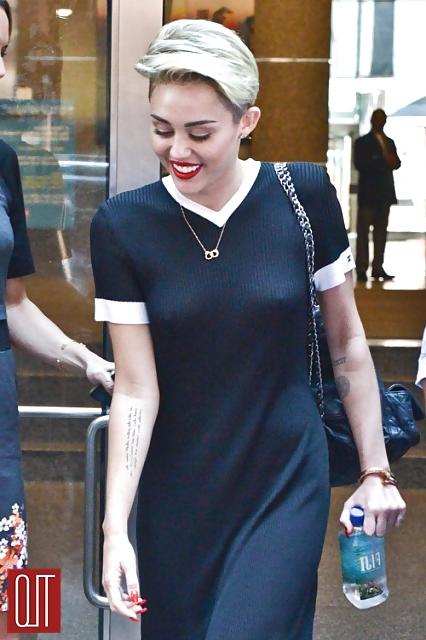 23P I capezzoli di Miley