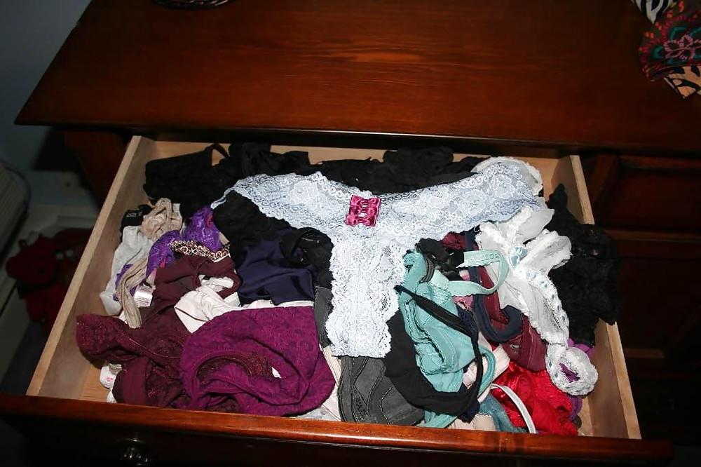 15P Wifes frends underwear drawers