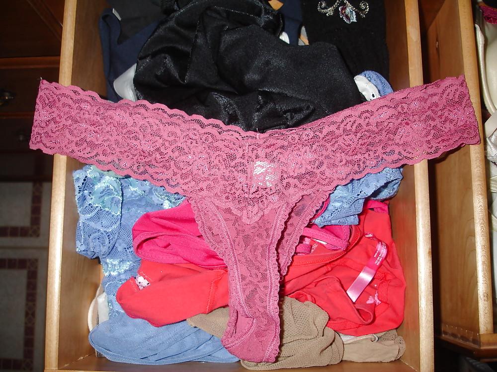 15P Wifes frends underwear drawers