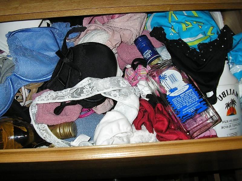 15P Wifes frends underwear drawers