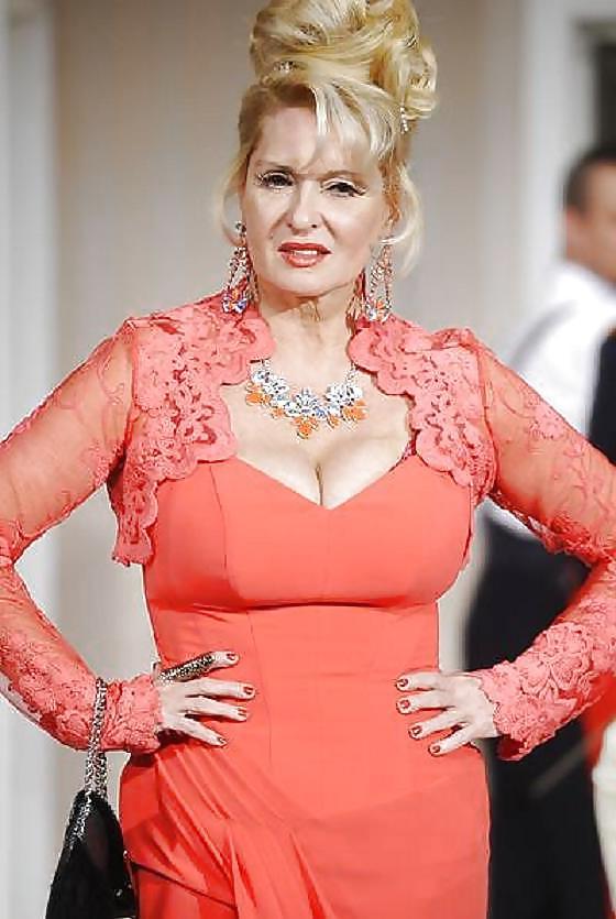 23P Hot Gorgeous Polish Granny