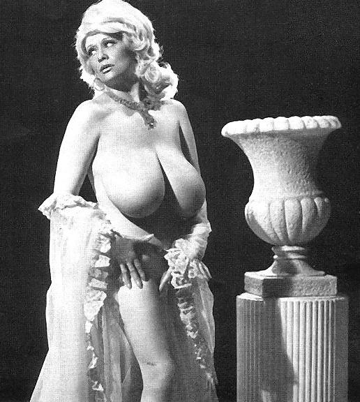 25P Hot retro girls 5