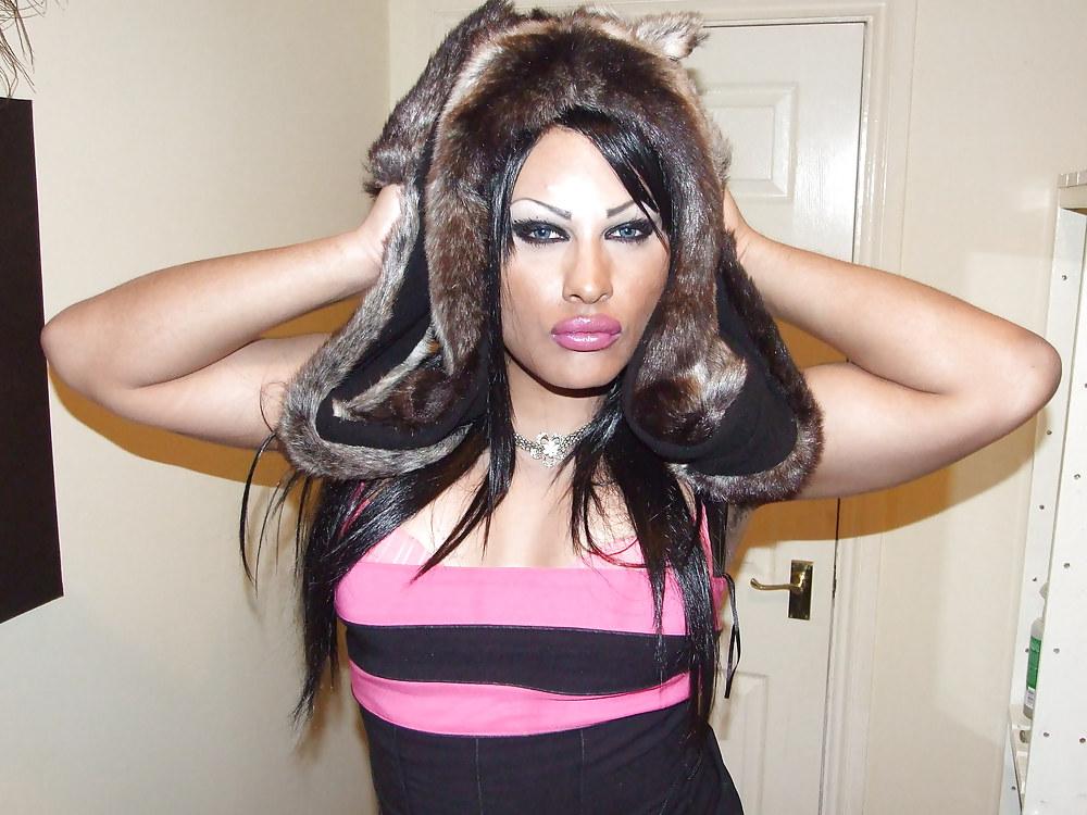 20P Transsexual Shemale UK London 