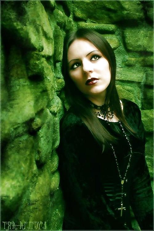 25P Gothic beauties 20