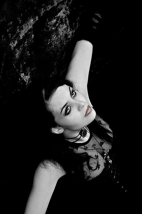 25P Gothic beauties 20