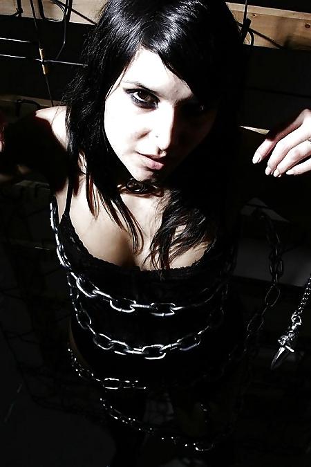 25P Gothic beauties 20