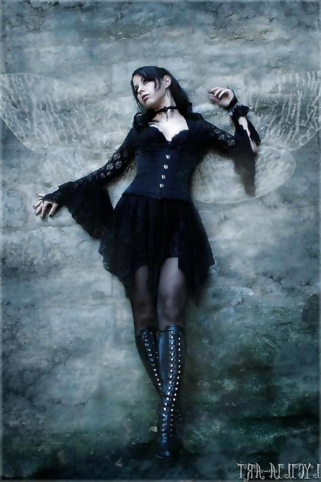 25P Gothic beauties 22