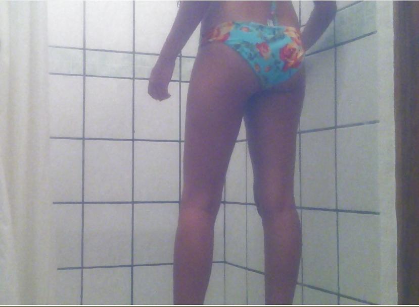11P Spy hot amateur teen in my shower, voyeur