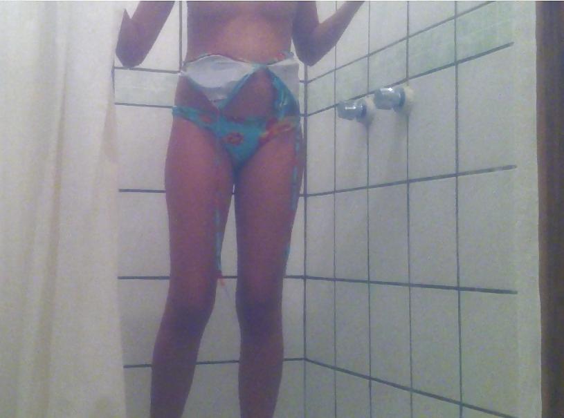 11P Spy hot amateur teen in my shower, voyeur