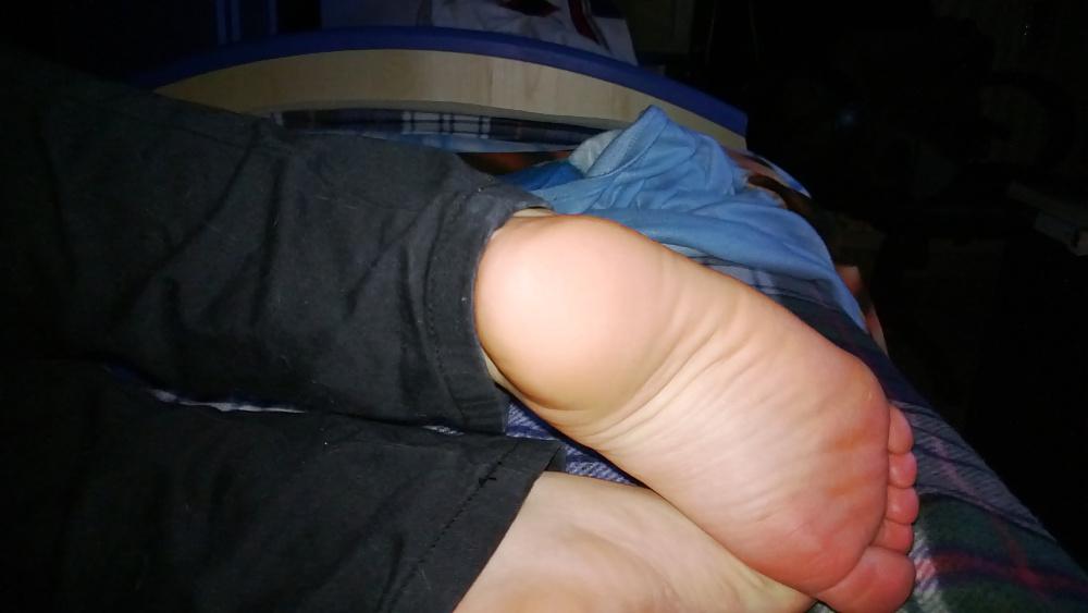 7P Amateur soles, feet, toes of my gf
