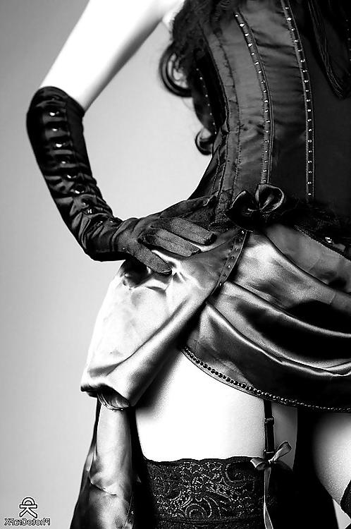 25P Corsets, some leather, latex and lace!