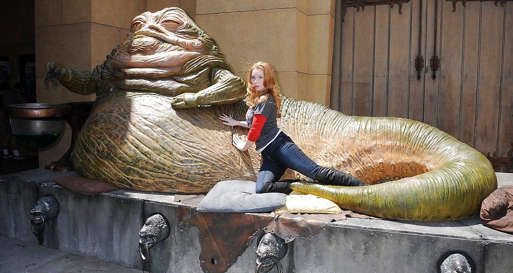 25P Molly Quinn - Red Headed Tease