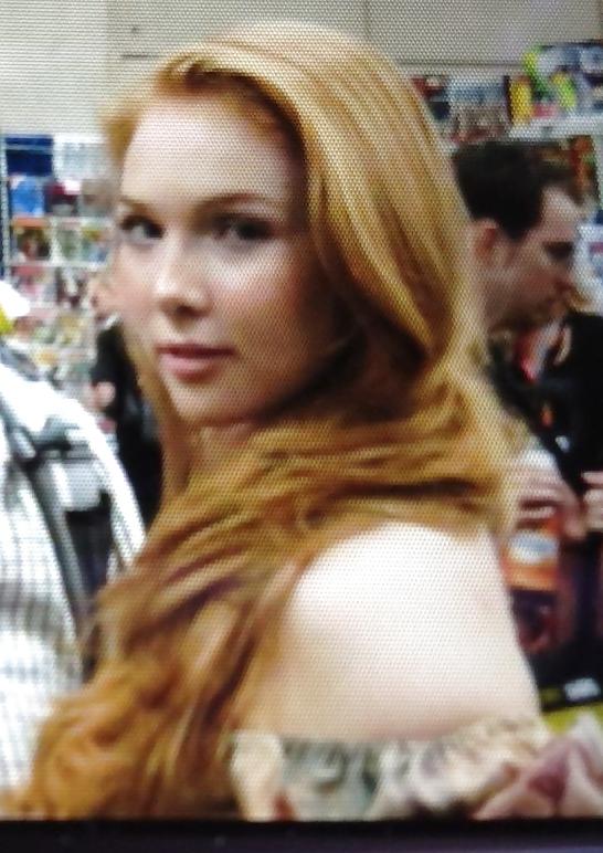 25P Molly Quinn - Red Headed Tease