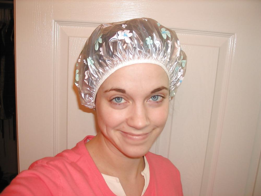 24P Shower caps