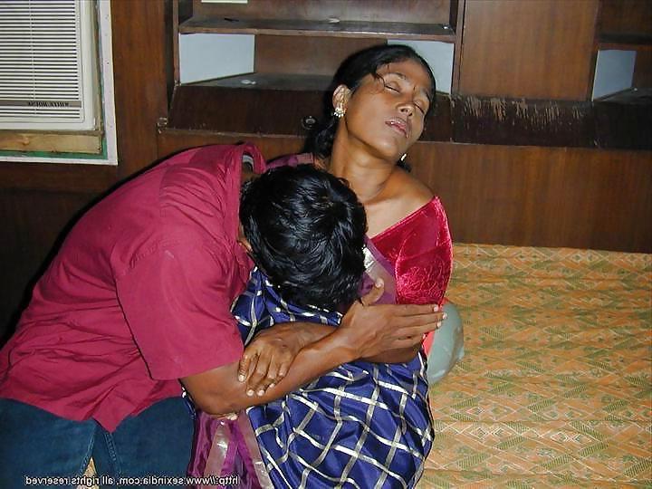 24P Indian Aunty 174