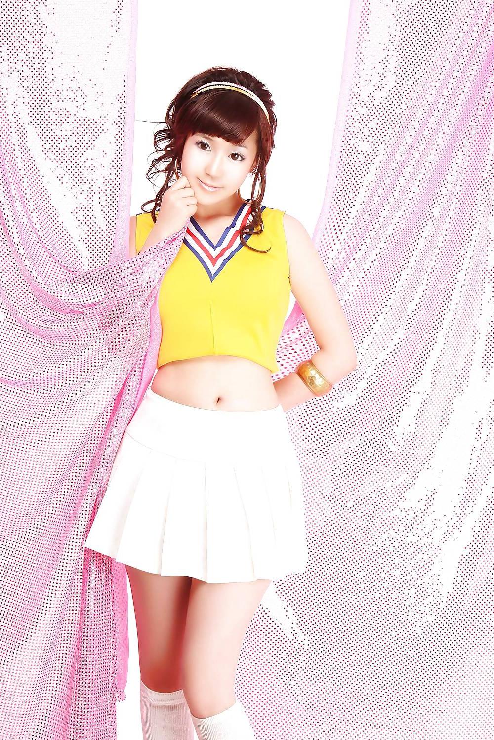 25P Korean Japanese girls 15