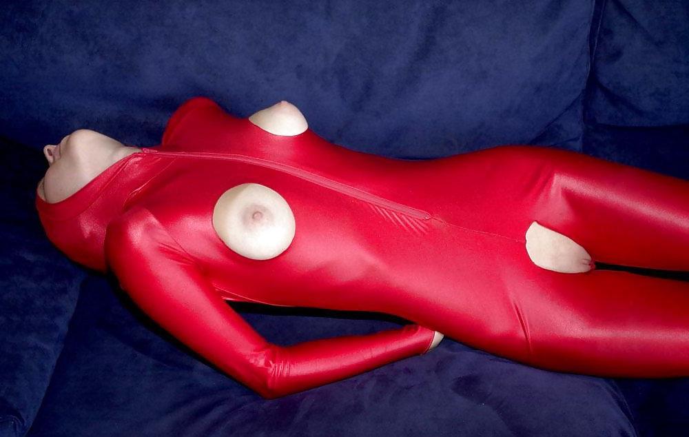 15P Blonde in Red Spandex