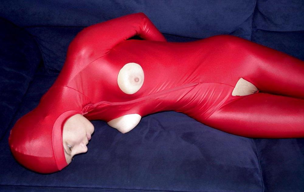 15P Blonde in Red Spandex