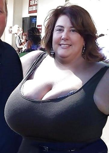 25P Candid and Clothed BBW and Matures
