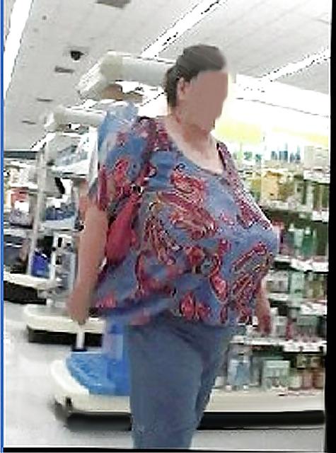 25P Candid and Clothed BBW and Matures