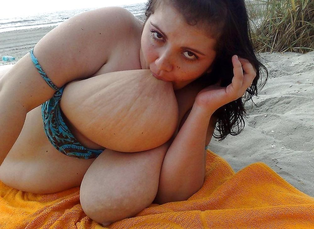 25P Self Nipple Sucking