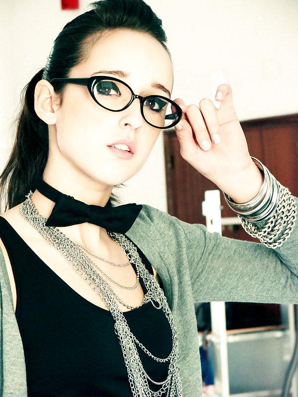 7P Sexy Nerdy Girls