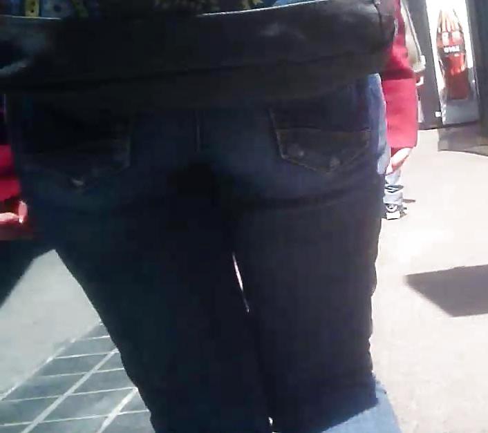 25P Nerdy Chick Jeans Ass