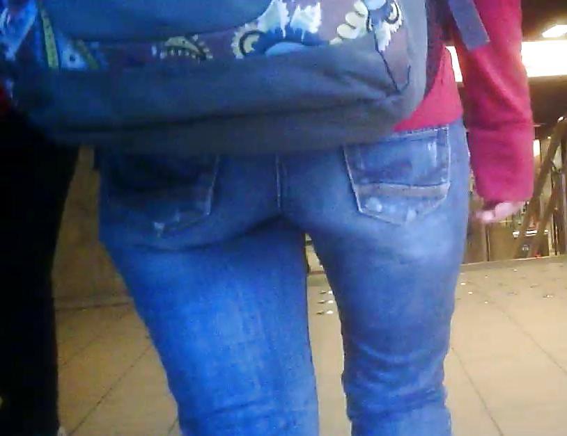 25P Nerdy Chick Jeans Ass