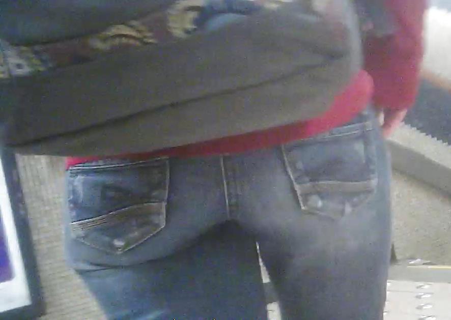 25P Nerdy Chick Jeans Ass