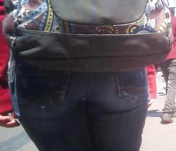 25P Nerdy Chick Jeans Ass