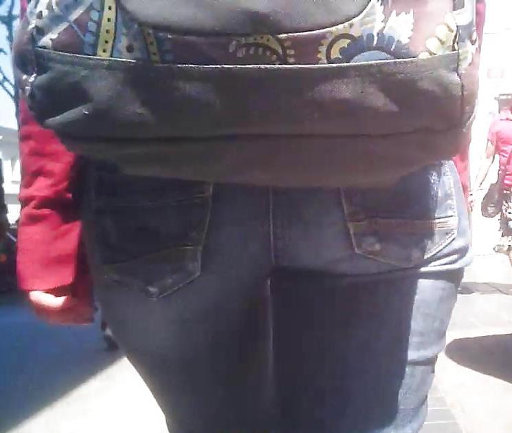25P Nerdy Chick Jeans Ass