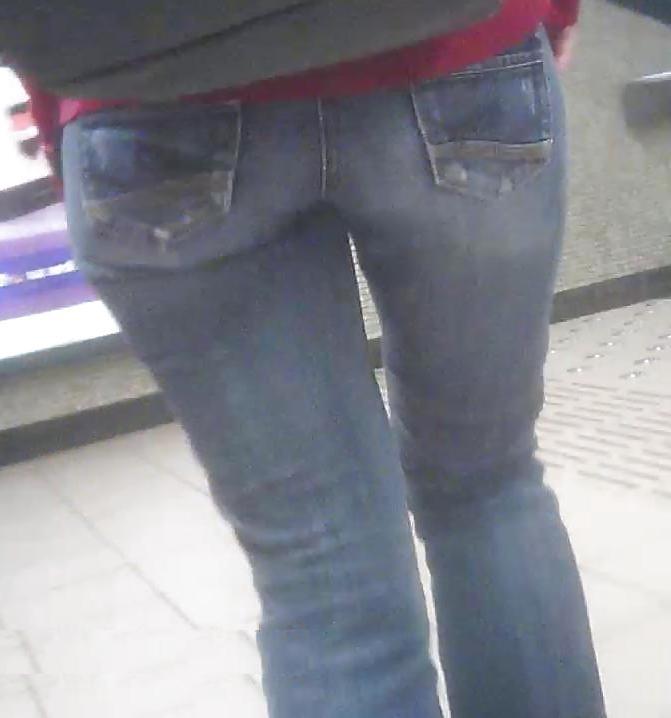25P Nerdy Chick Jeans Ass
